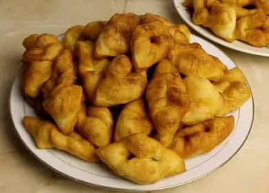 Mga dumplings ng Kefir - mabilis, masarap at malambot