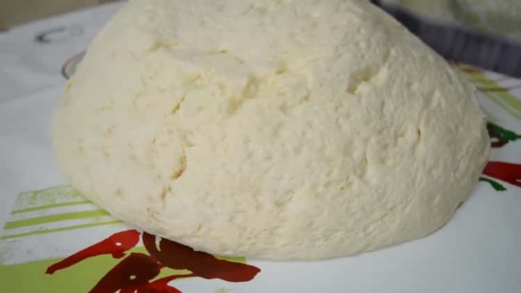 Lush lebadura lebadura para sa mga pie: isang hakbang-hakbang na recipe na may mga larawan