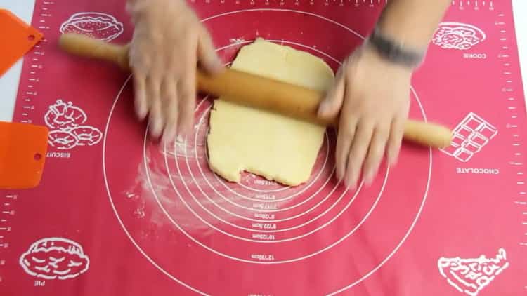 За да направите бутер тесто с бутер тесто, пригответе съставките