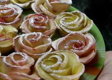 الورود المعجنات النفخة مع التفاح - ملفات تعريف الارتباط لذيذ ولذيذ للغاية