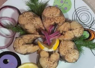 Onion husk mackerel - mahusay na ideya para sa hapunan