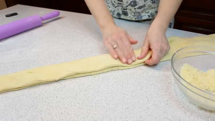 Leveles sütemények készítéséhez tedd a tölteléket a tésztára