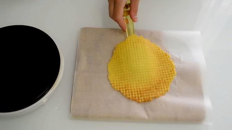 Тестото за вафлени рулца по стъпка по стъпка рецепта със снимка