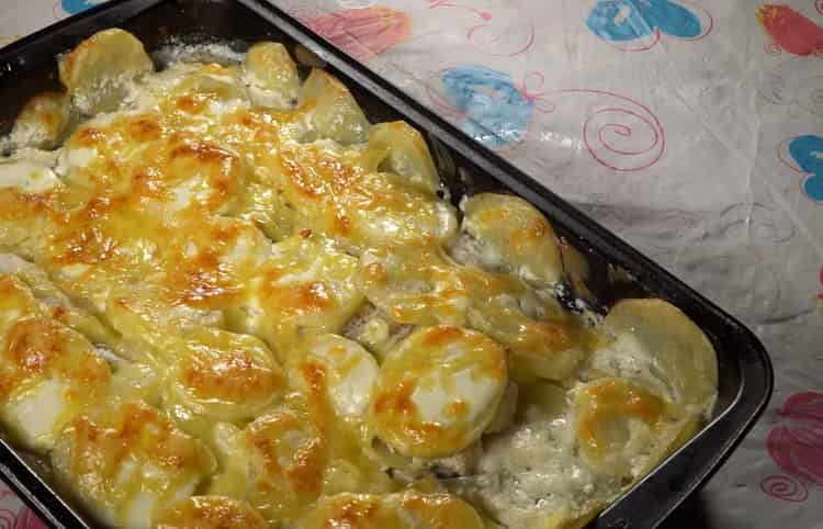 Kabeljau mit Kartoffeln im Ofen nach einem schrittweisen Rezept mit Foto