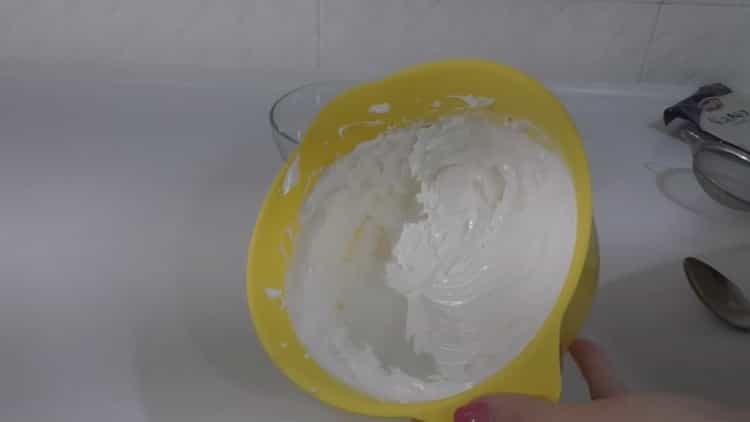 Per i tubi di crema, preparare una crema