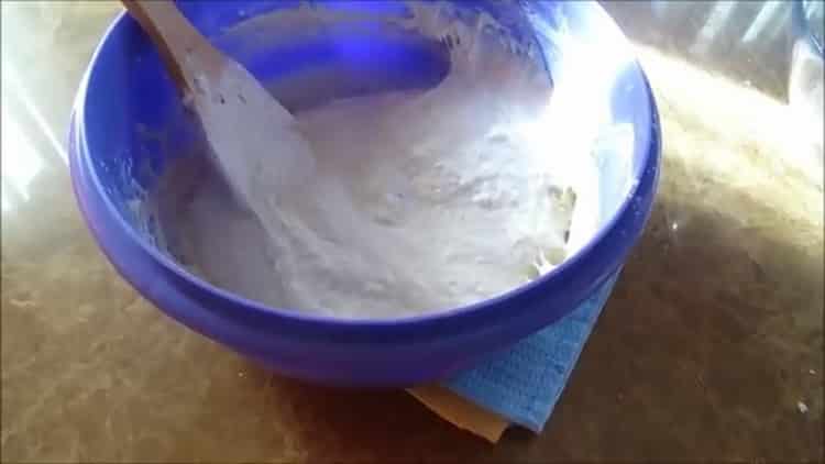 Impastare la pasta per torte turche