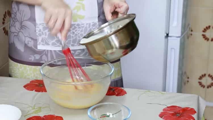 Per preparare le lumache di pasta sfoglia, preparare gli ingredienti
