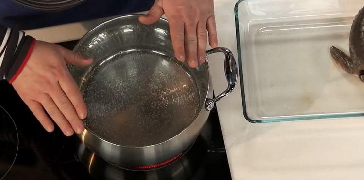 Norėdami paruošti sterilią žuvies sriubą, paruoškite ingredientus