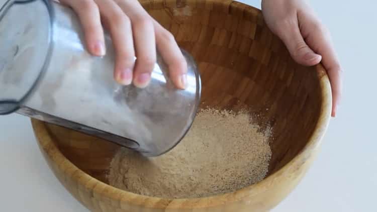 Valmista ainesosat leivän valmistamiseksi kefirillä