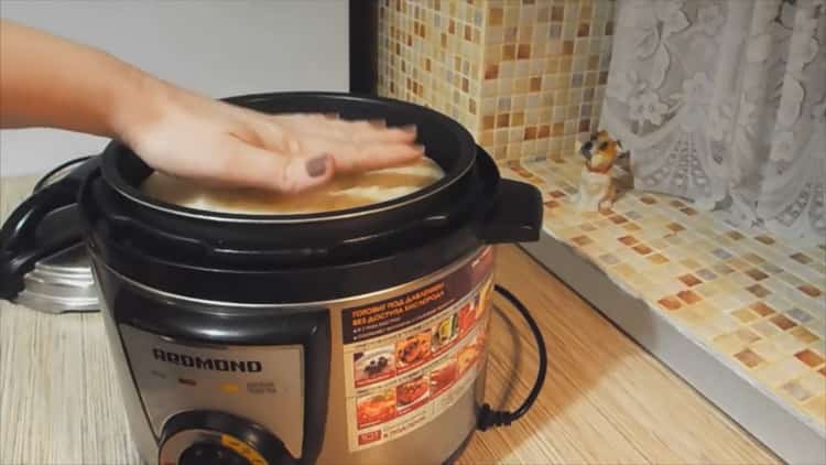 Hogyan kell főzni kenyeret egy redmond crock-potban