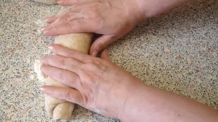 تشكيل رغيف لصنع الخبز النخالة