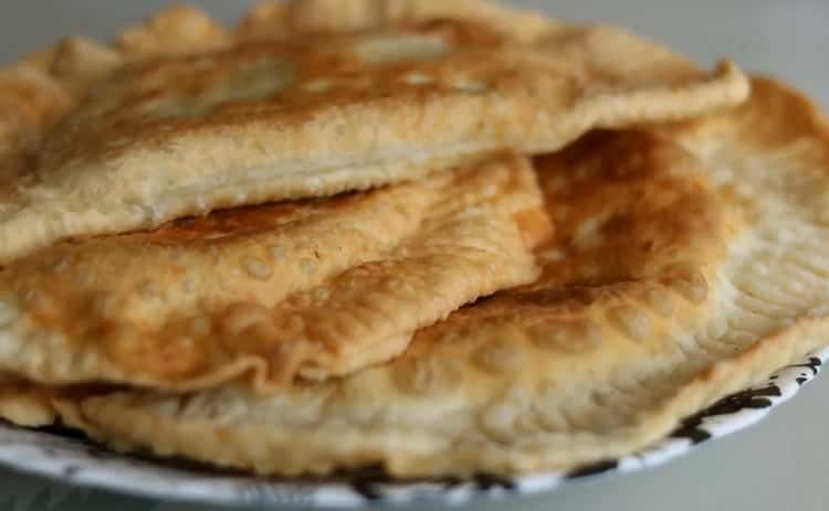 Crispy pastry para sa mga pasties ayon sa isang hakbang-hakbang na recipe na may larawan