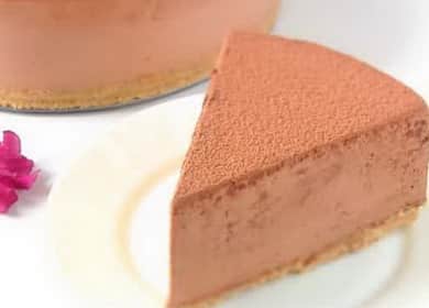 Chocolate-and-coffee cheesecake nang walang pagluluto - isang napaka-simpleng dessert