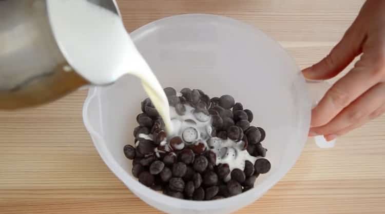 Csokoládé cupcakes készítéséhez készítse elő az összetevőket