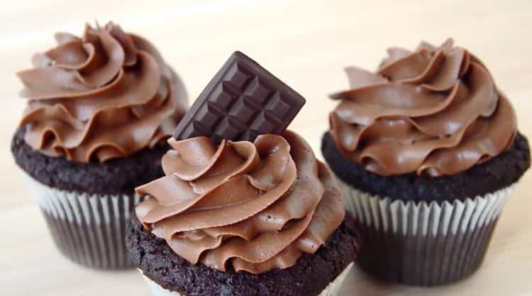 Schokoladen-Cupcakes fertig