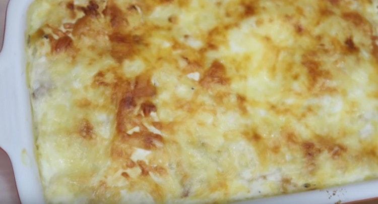 Lavash lasagna na may tinadtad na karne ay masarap.