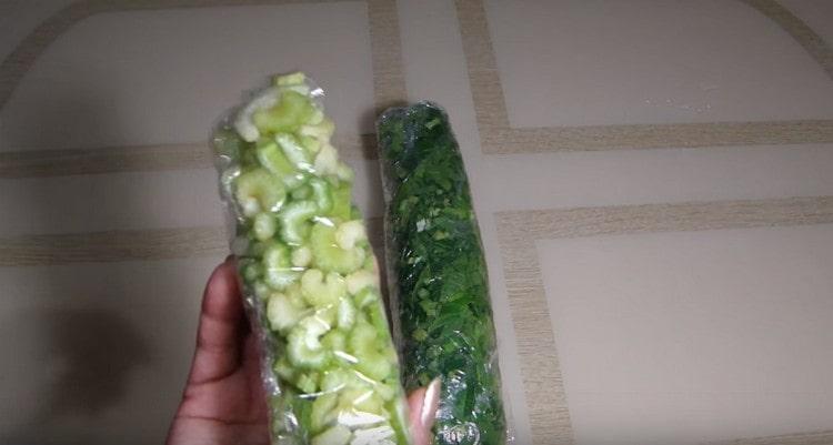 V podobě takových párků posíláme celer do lednice.