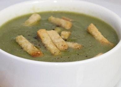 Vaření lahodné polévky se špenátem podle postupného receptu s fotografií.