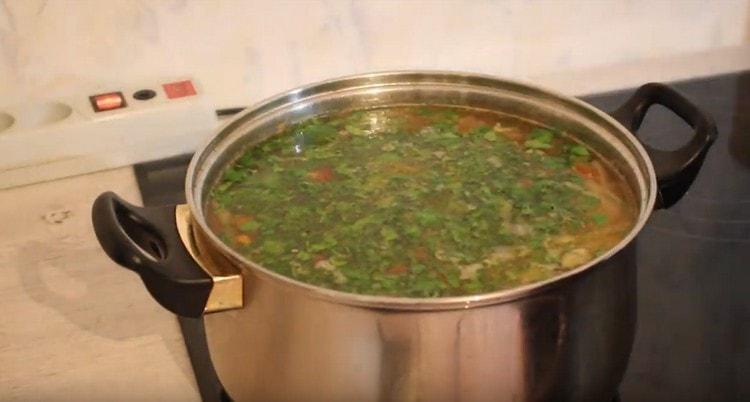 Η σούπα με φασόλια είναι έτοιμη.
