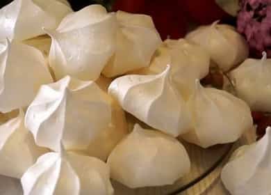 Paano matutong magluto ng masarap na meringues ayon sa klasikong recipe 🍦