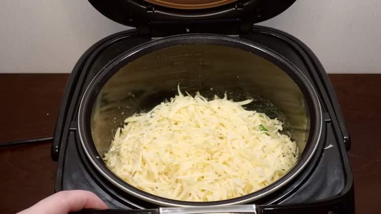 Brokkoli elkészítéséhez reszeljük sajtot