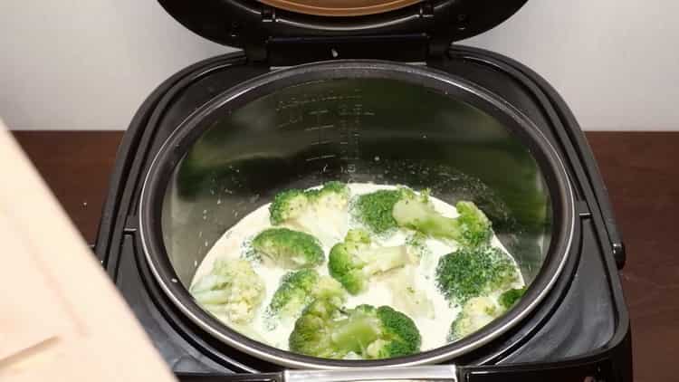 Unisci gli ingredienti per preparare i broccoli