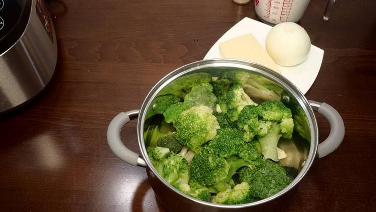 Brokkoli in einem langsamen Kocher kochen