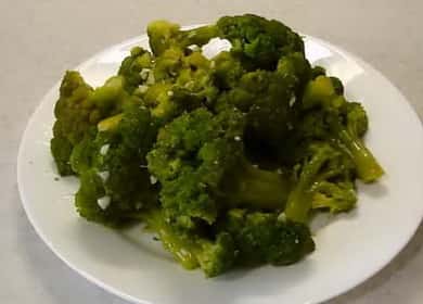 Fokhagyma brokkoli - egy ízletes köret receptje egy serpenyőben 🥦