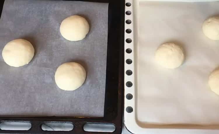 لصنع الكعك ، إعداد ورقة الخبز