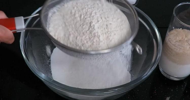 За да направите захарни кифлички, пригответе съставките