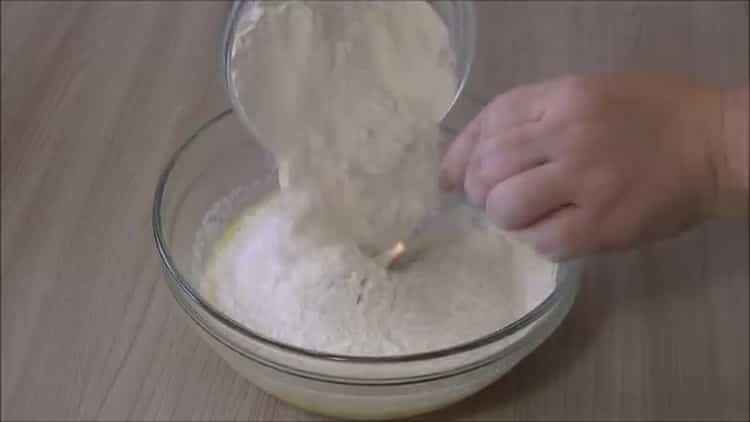 Пресейте брашно, за да направите вафли