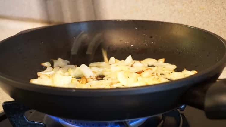 Melegítse a serpenyőt főzéshez