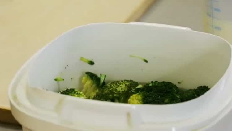 Brokkoli kochen, um zu kochen