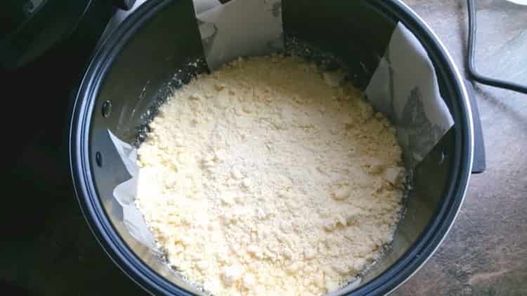 Norėdami paruošti sūrio pyragus, sudėkite ingredientus į dubenį