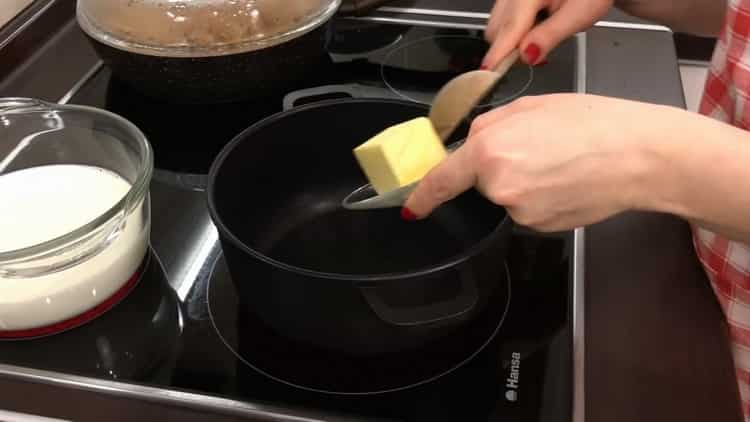 Für die Lasagne die Butter schmelzen