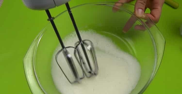Norėdami paruošti šlapias meringues, paruoškite ingredientus