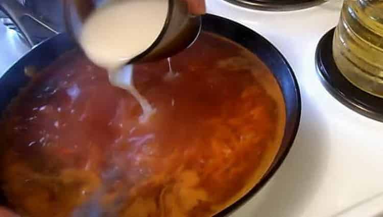 Per preparare il pepe aggiungere una miscela diluita di acqua e farina