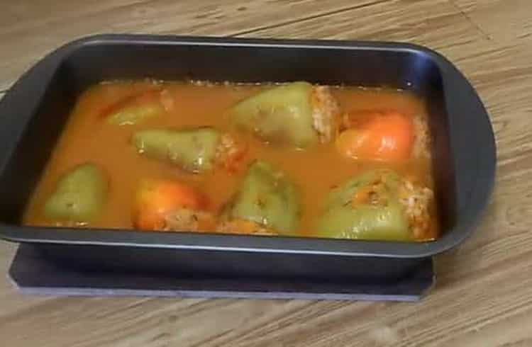 papriky plněné zeleninou a rýží