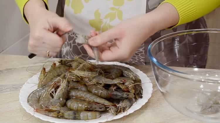 Garnelensalat kochen