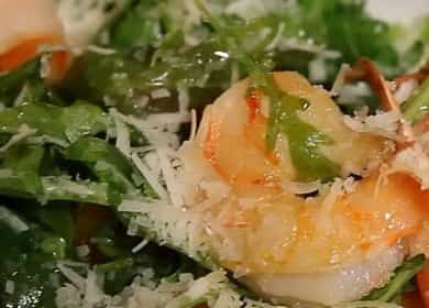 Salát s rukolou a krevetami - recept od profesionálního kuchaře 🥗