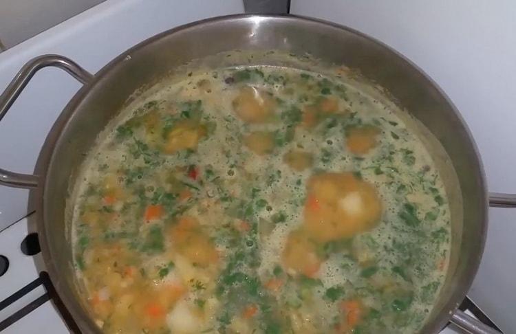 حساء العدس جاهز