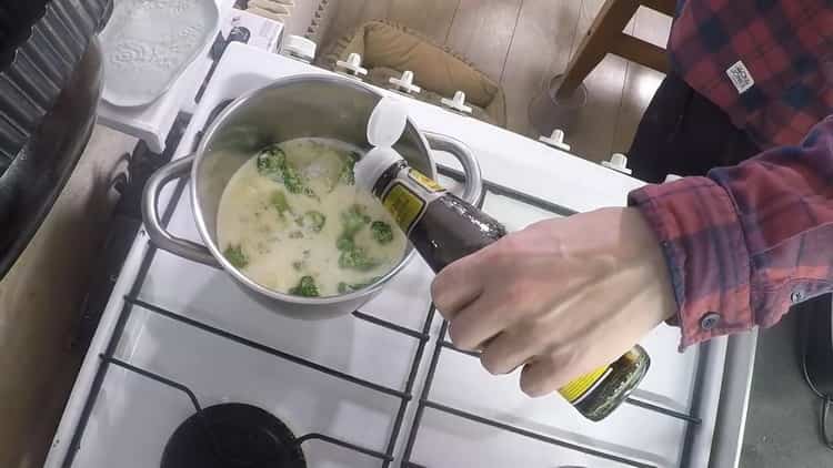 Aggiungi l'aceto per fare la zuppa