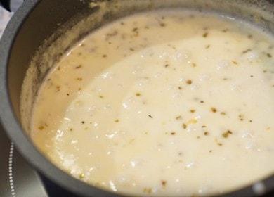 ετοιμάζουμε μια αρωματική σάλτσα τυριού για ζυμαρικά σύμφωνα με μια συνταγή βήμα προς βήμα με μια φωτογραφία.
