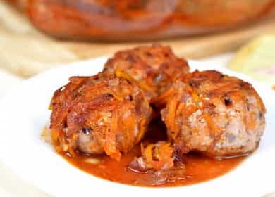Hindi kapani-paniwalang masarap na minced meatballs na may bigas at gravy 🍲