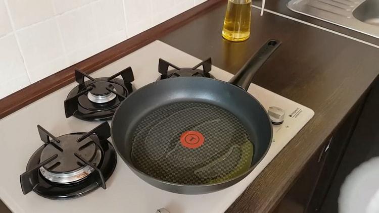 Για να μαγειρεύετε κεφτεδάκια, θερμαίνετε το τηγάνι