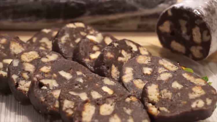 Шоколадов наденица - вкусна рецепта от детството