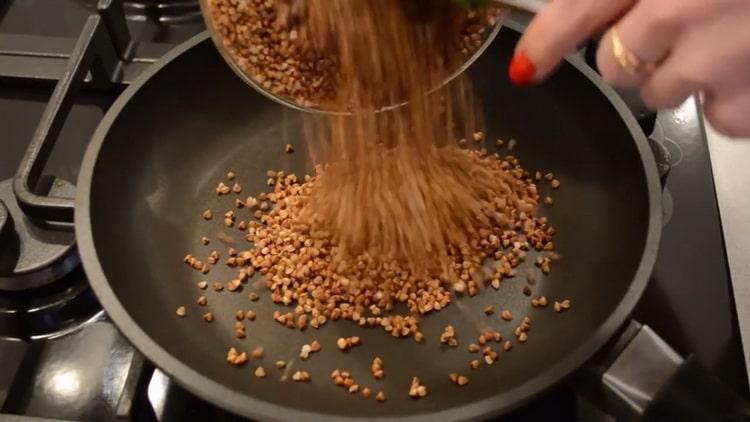 Per preparare il grano saraceno, prepara i cereali