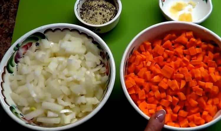Κόψτε τα λαχανικά
