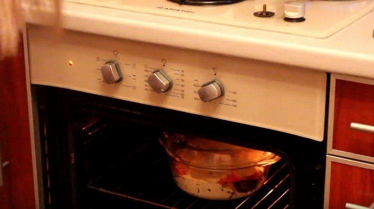 Metti il ​​modulo nel forno.