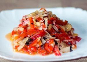 Vaření voňavé papriky v Oděse: zajímavý krok za krokem recept s fotografií.